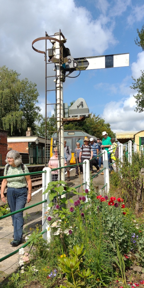 Thuxton station